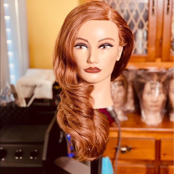 Meet the Posher @Victoria_hair_makeup_artist      Instagram - Picture 13 of 16